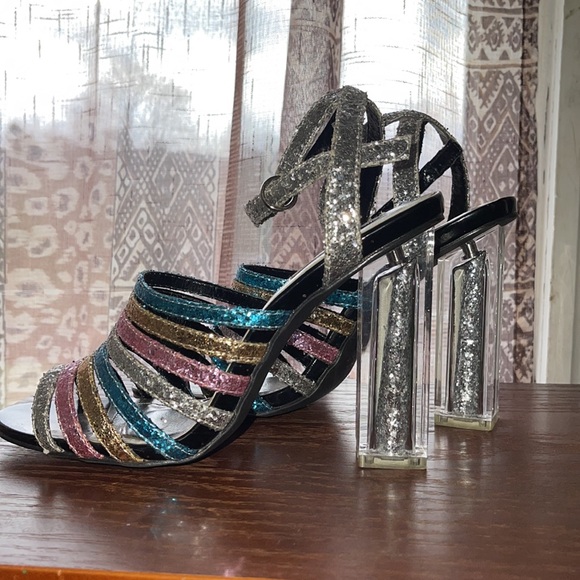 Cape Robbin glittery lucite block heel sandal Sz 7.5 - Picture 2 of 6